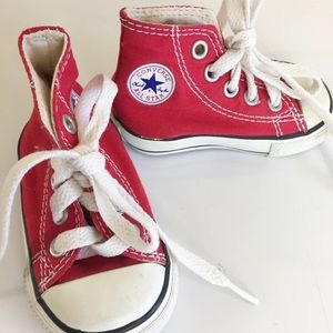 Red converse High top Chuck Taylor